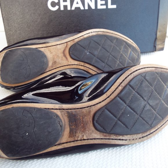 Chanel " Spirit" Patent On Patent Cap-Toe Flats - Picture 5 of 8